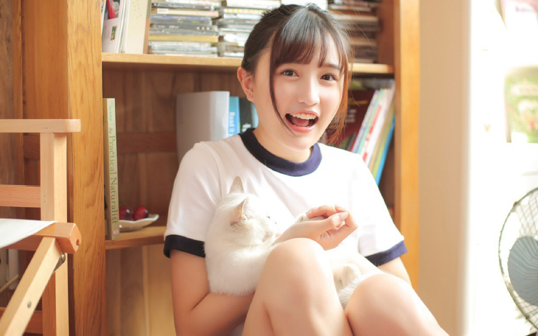 胡金秋表现抢眼，上海男篮再度胜出，中国男篮胡金秋身高多少